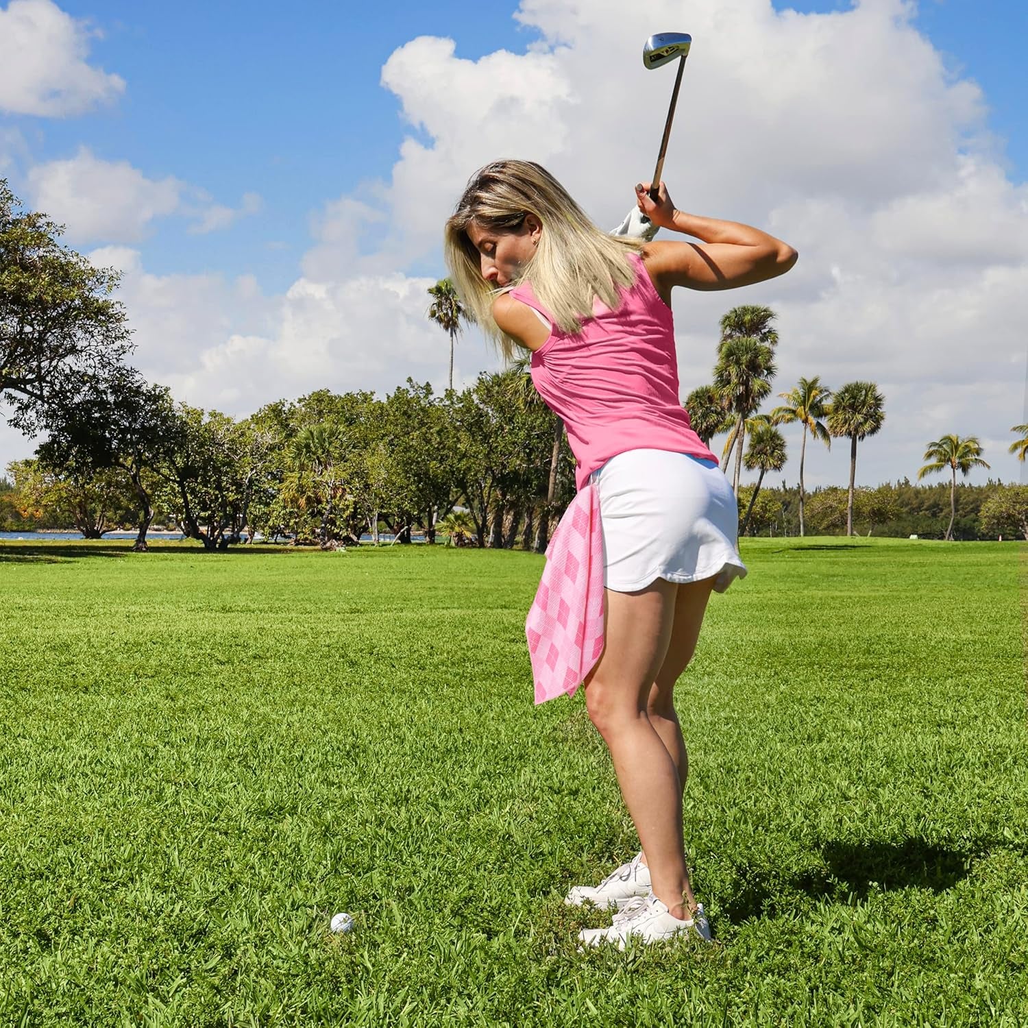 Microfiber Golf Towels for Golf Bags & Carts - Premium Weave Waffle & Ball Towels with Carabiner Clip, Essential Accessories for Men, Women, and Kids Golfer Gifts, Set of 2 (Argyle)